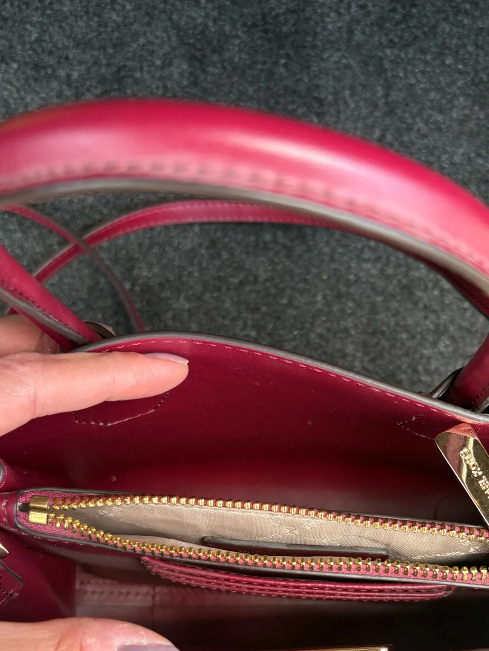 Michael Kors Mercer Medium Messenger Crossbody Bag - Berry Pink EUC
